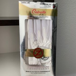 Women’s left golf glove